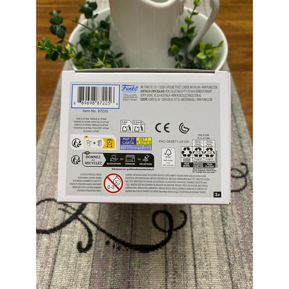 Funko Pop Marvel:  Spider-Man, Peter Parker - Picture 6 of 6